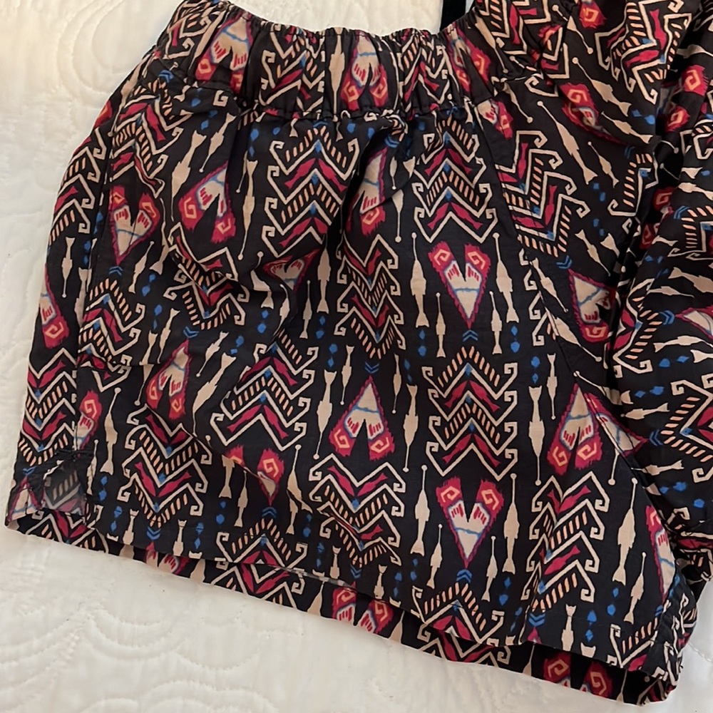 Patagonia womens XS baggie shorts. Short inseam with pockets - Picture 3 of 5